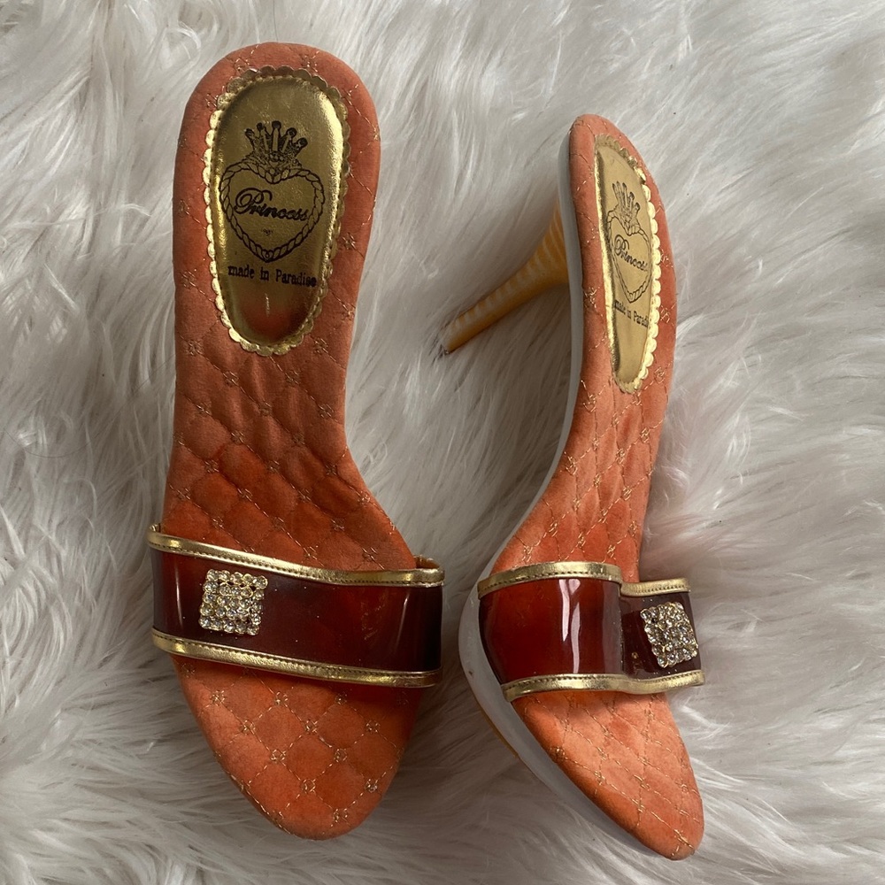 Princess “Made in Paradise”  Orange Velvet and Gold Early 2000s Y2K Kitten Heels